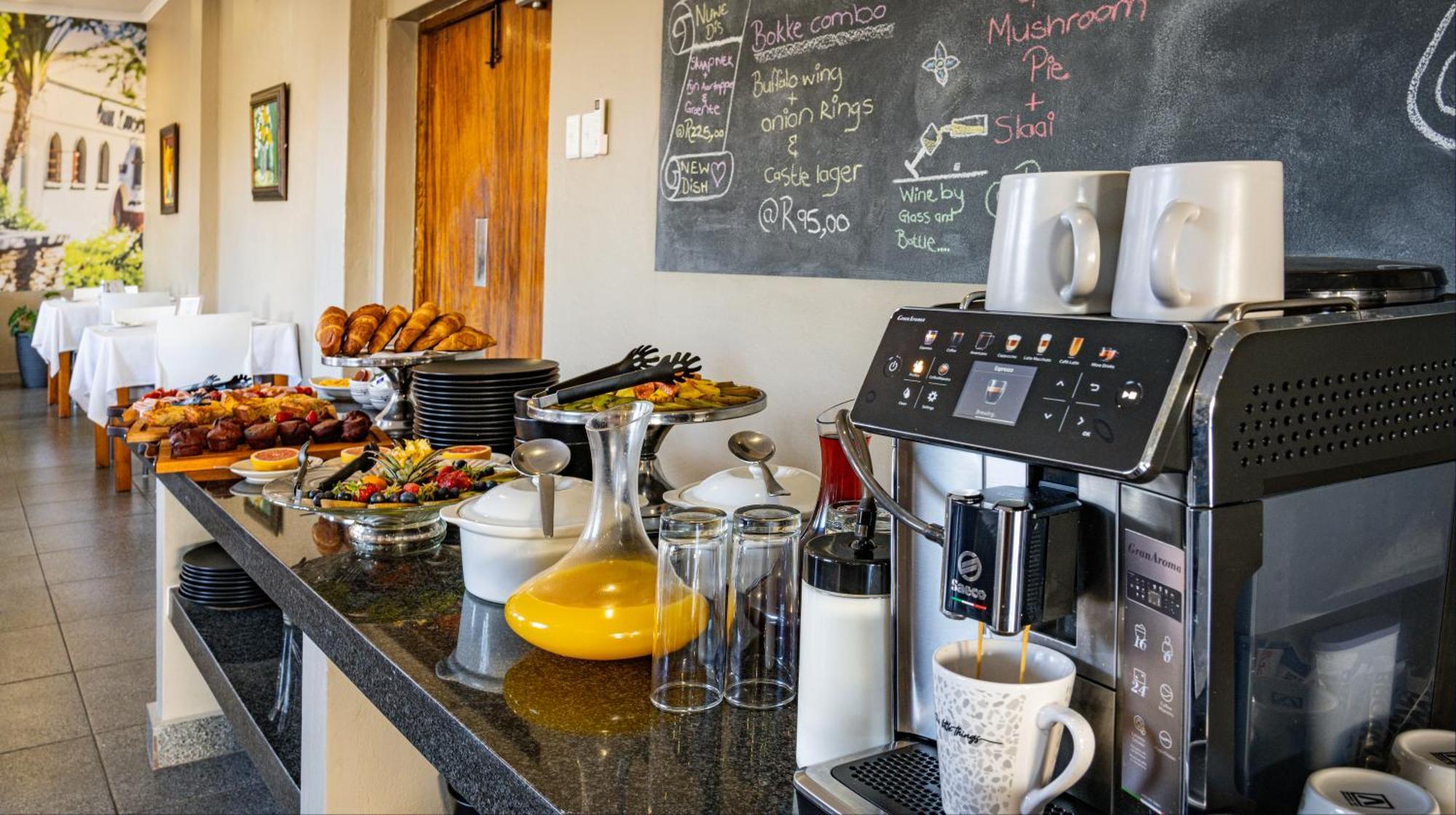 Calvinia Hotel Kültér fotó