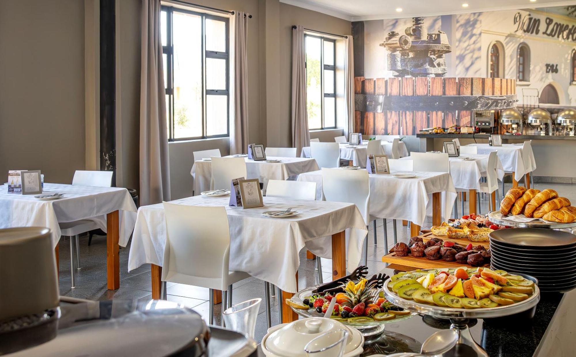 Calvinia Hotel Kültér fotó