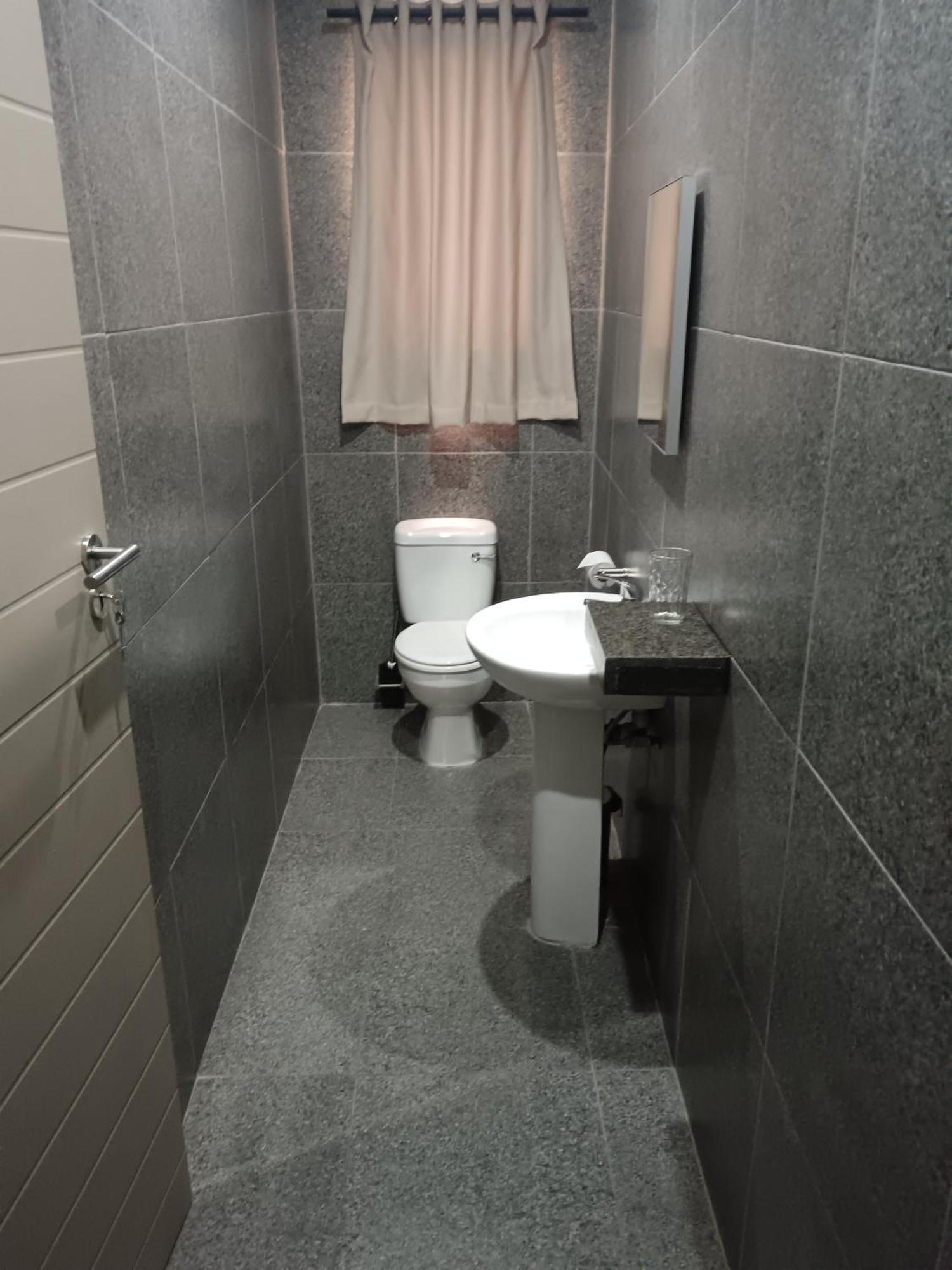 Calvinia Hotel Kültér fotó